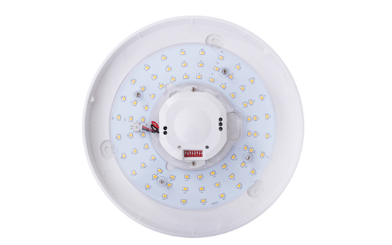 Conosci la differenza tra lampade a LED e ad incandescenza?
