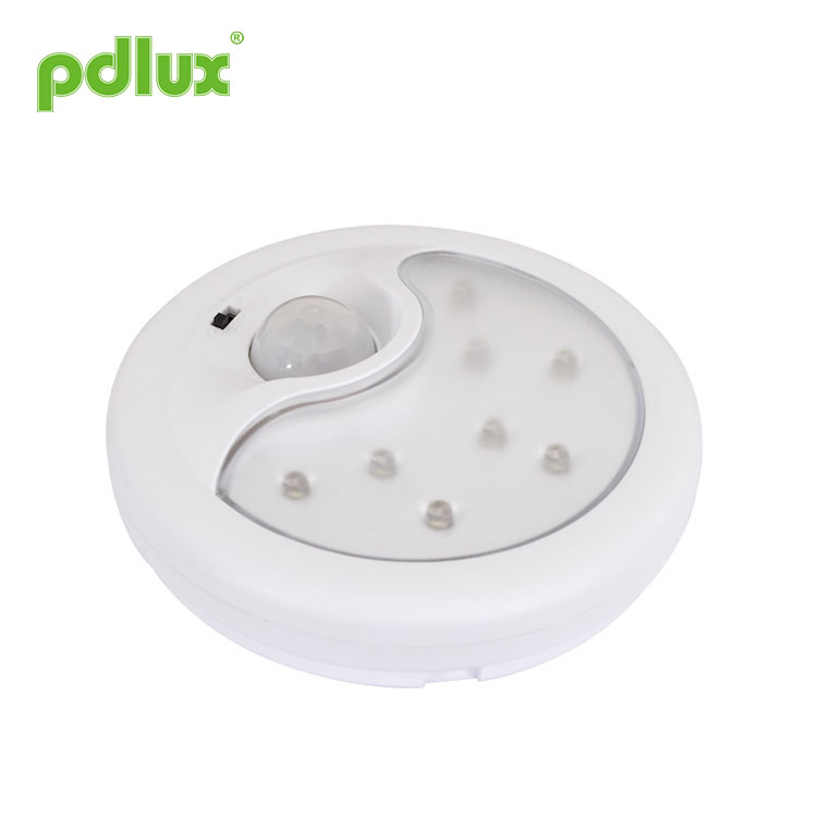 Luce notturna a LED a batteria con rilevamento a infrarossi